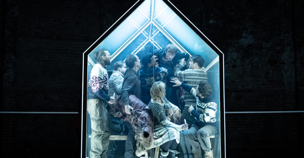 The-Hunt-at-the-Almeida.-Credit-Marc-Brenner1