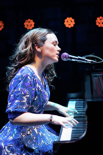Beautiful - The Carole King Musical